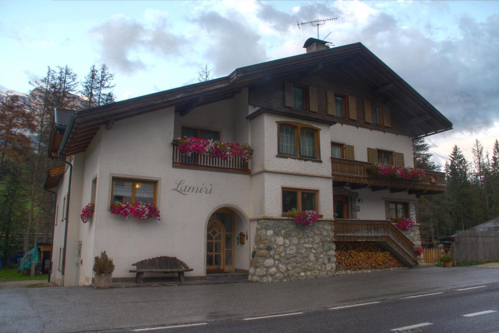 Lamiri Bed and Breakfast Badia  Eksteriør billede