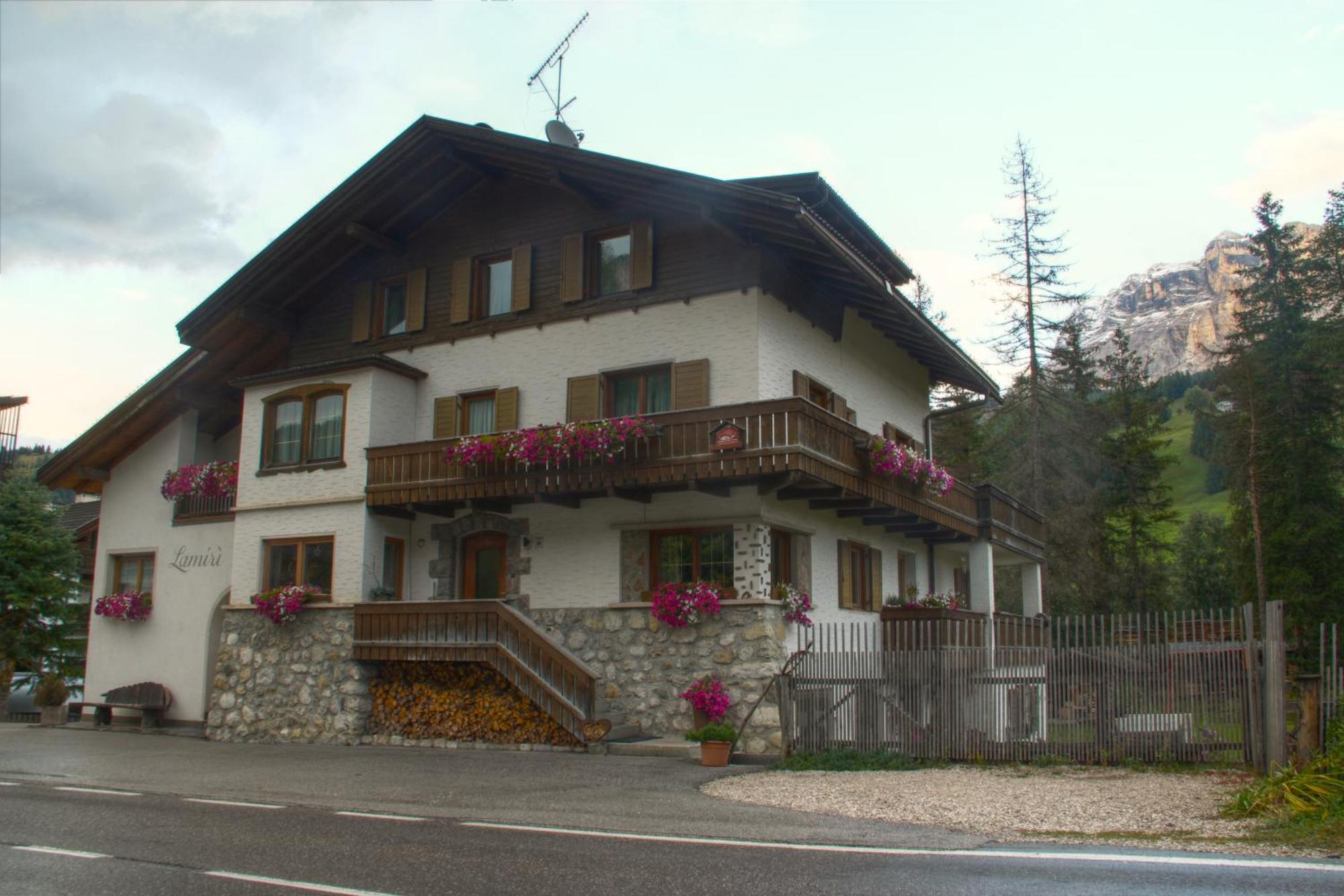 Lamiri Bed and Breakfast Badia  Eksteriør billede